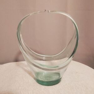 Vintage Retro Green Pulled Art Glass Basket with Split Handle